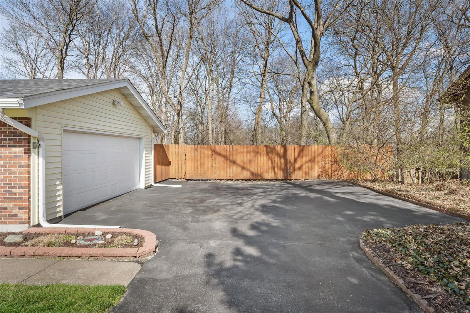 2722 Kristopher Bend Court