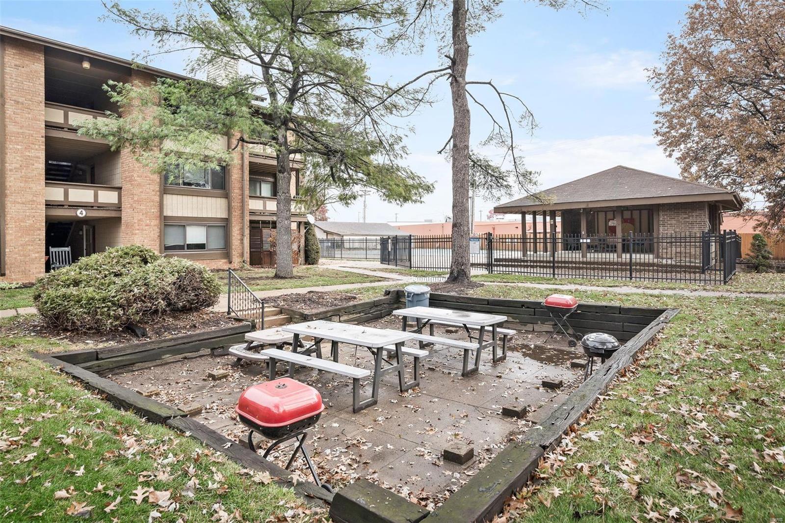 3 Fairways Circle Unit: A