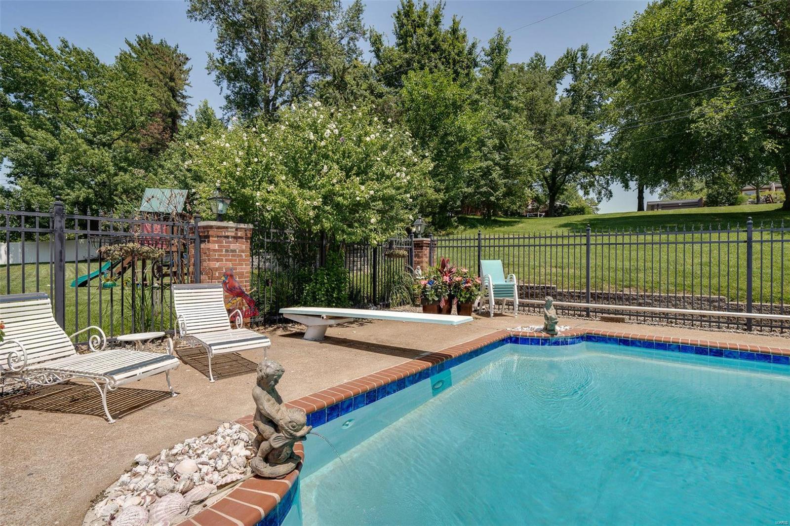 14139 Parliament Drive