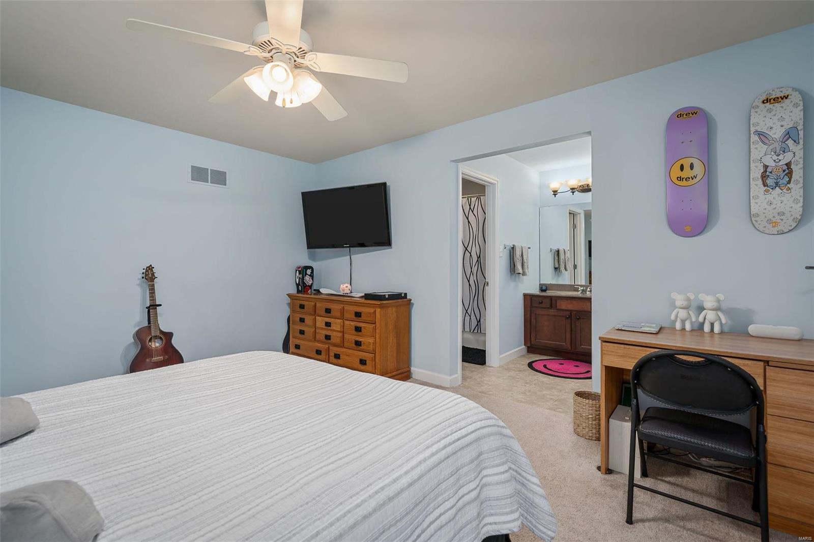 1108 Keighly Xing