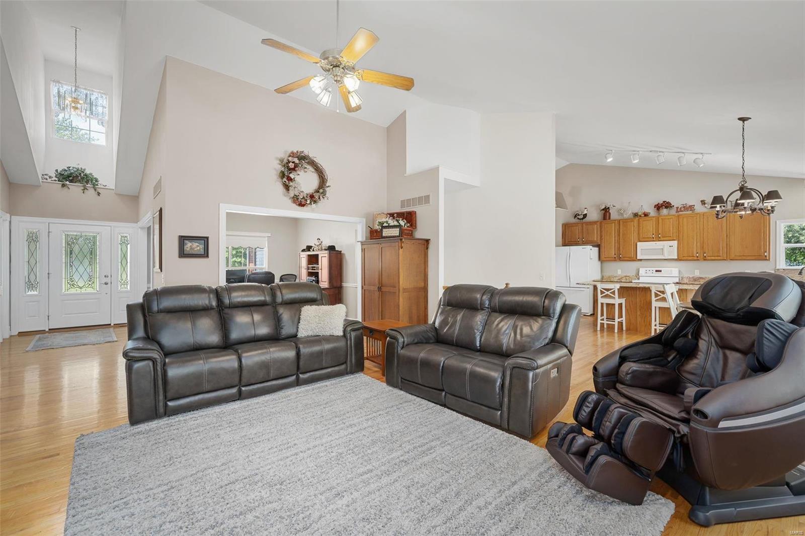 604 Royal Pine Court