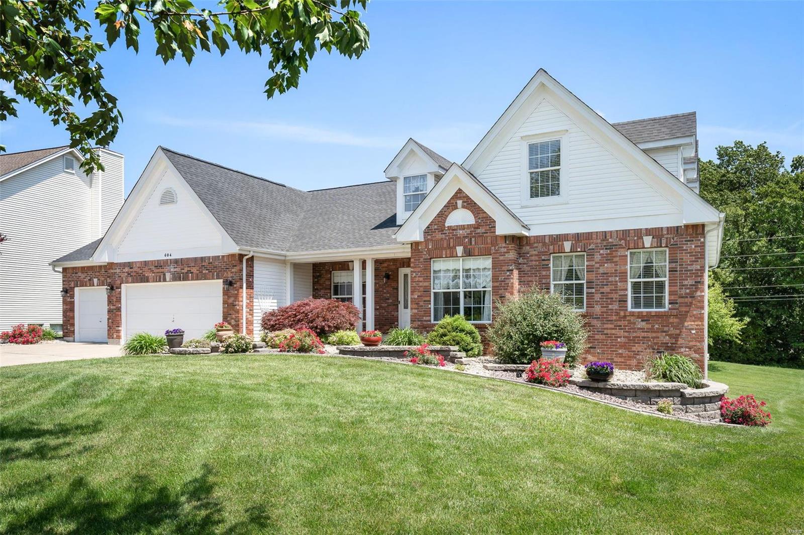 604 Royal Pine Court