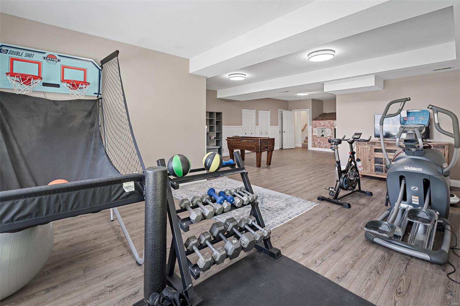 604 Royal Pine Court