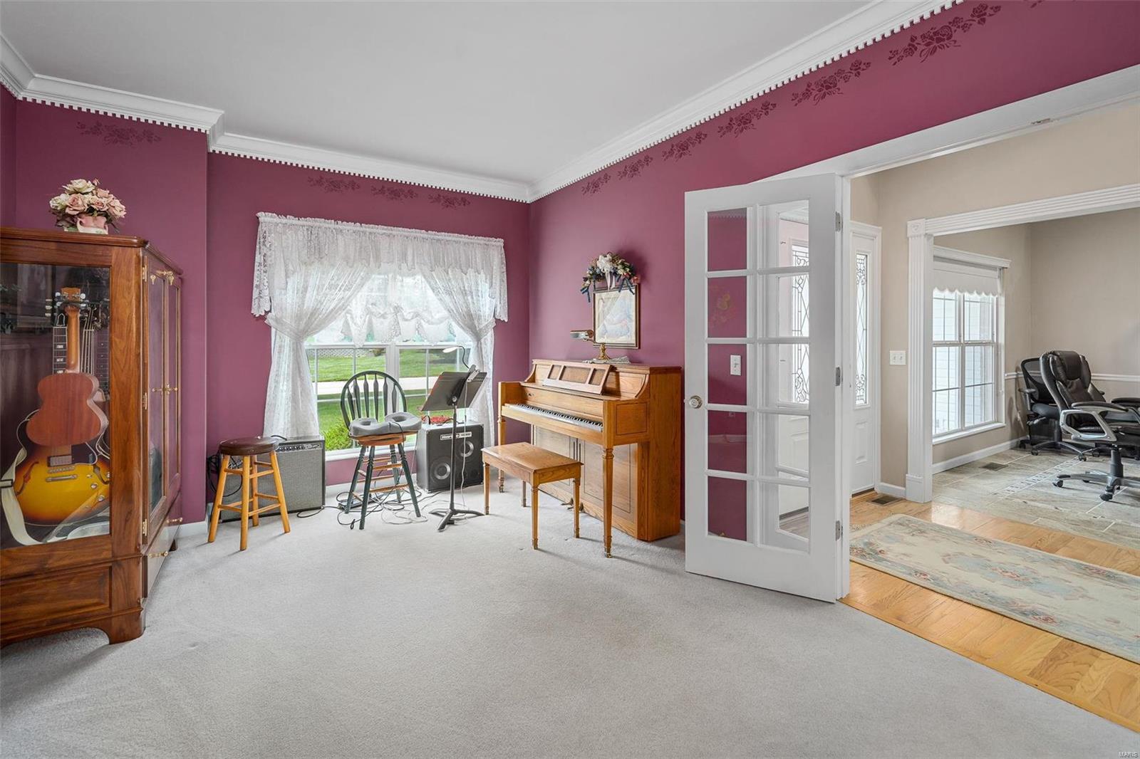 604 Royal Pine Court