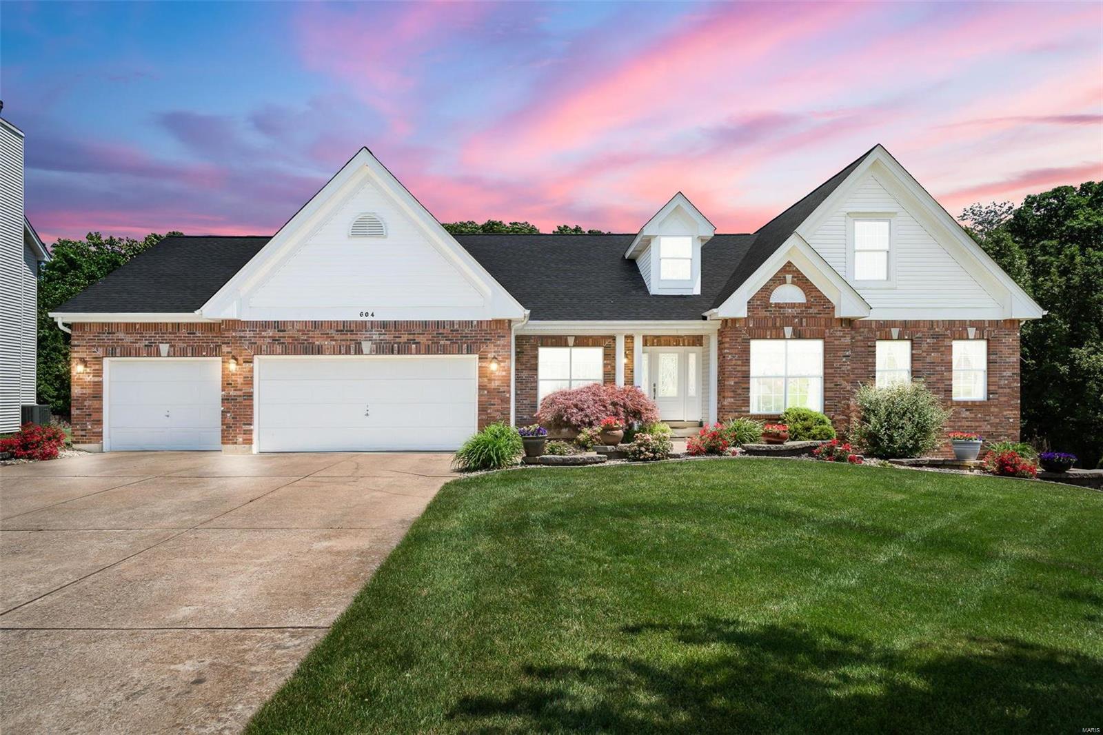 604 Royal Pine Court