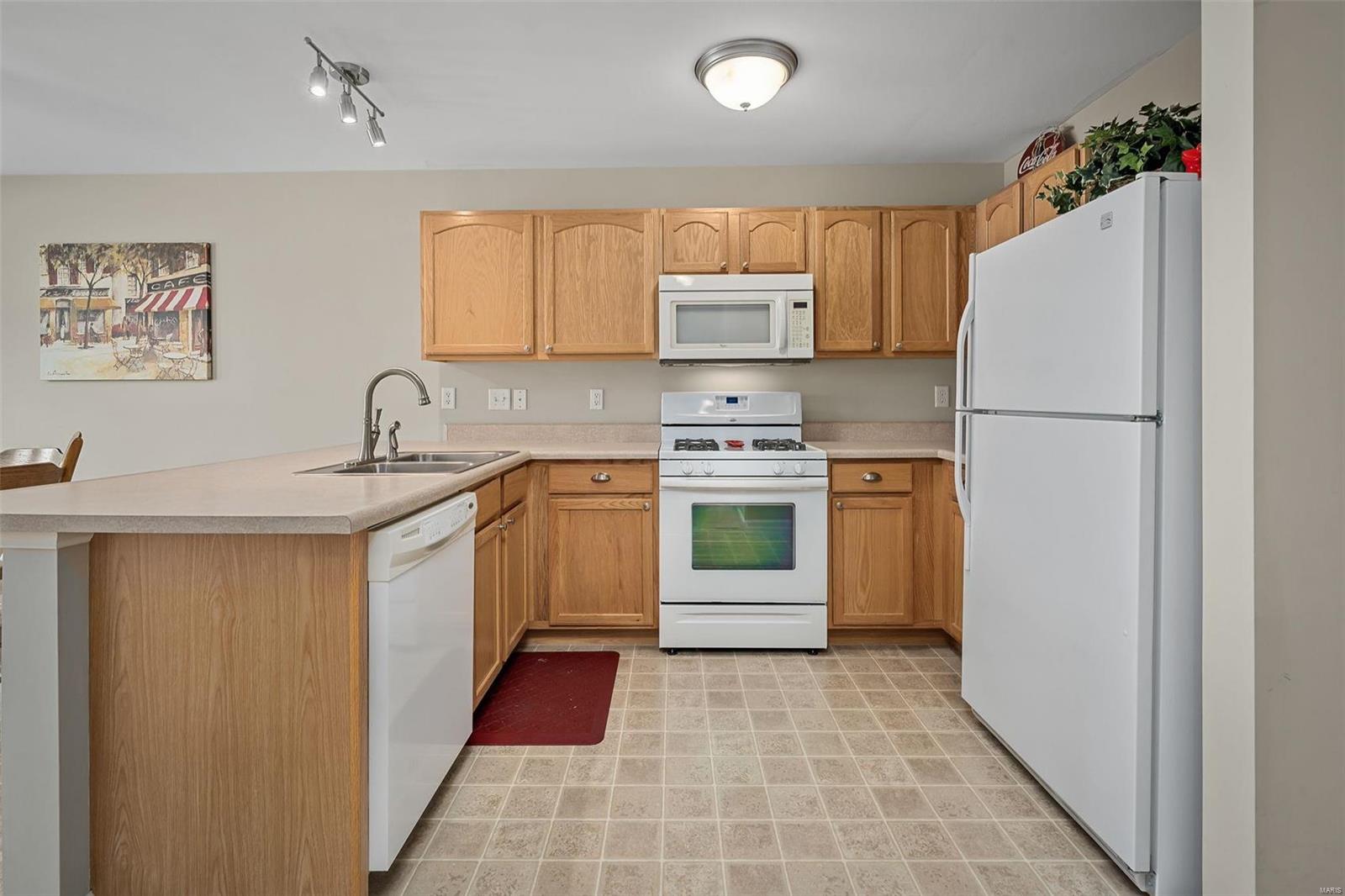 37 Sommer Circle Drive