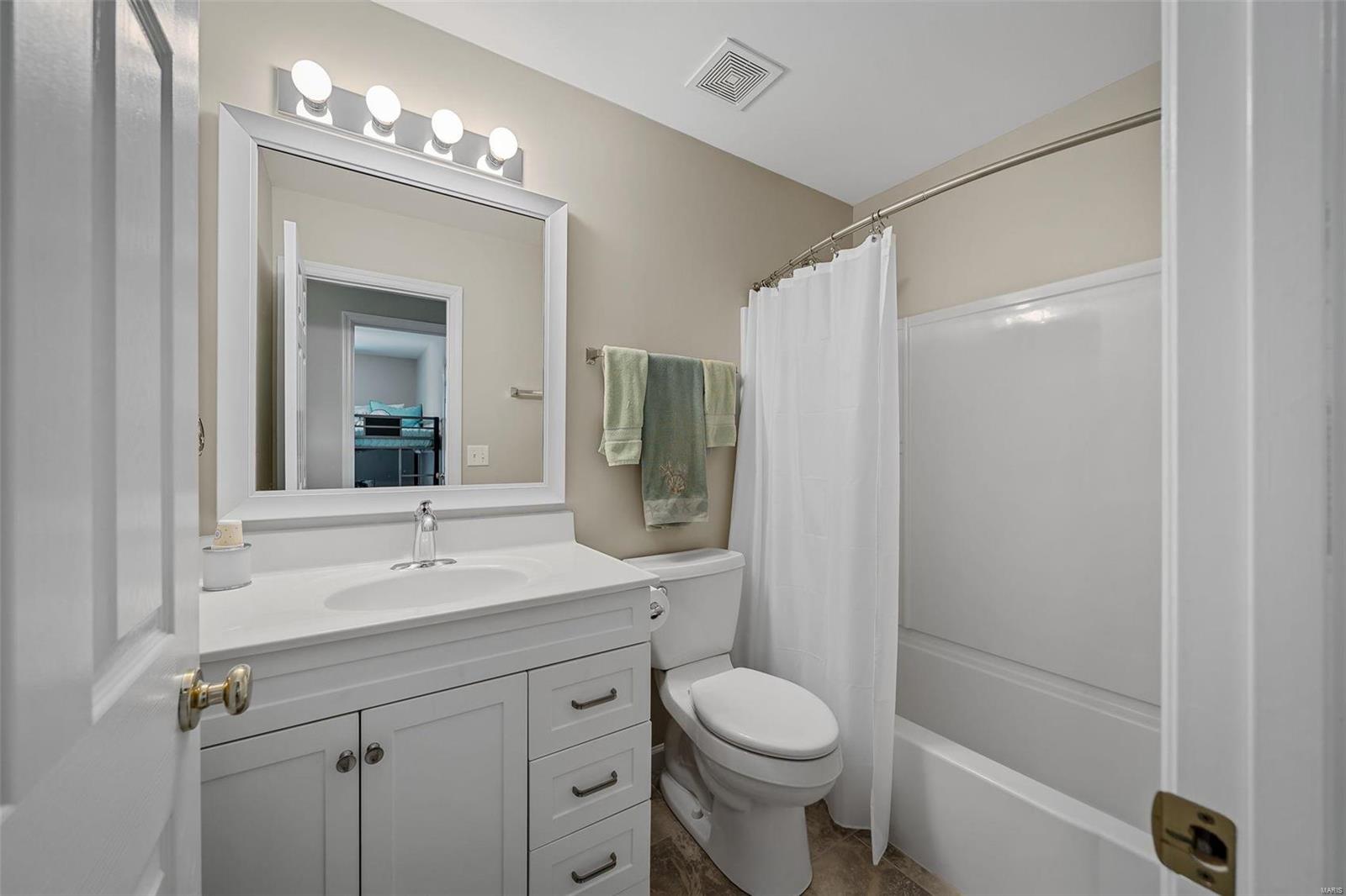 37 Sommer Circle Drive