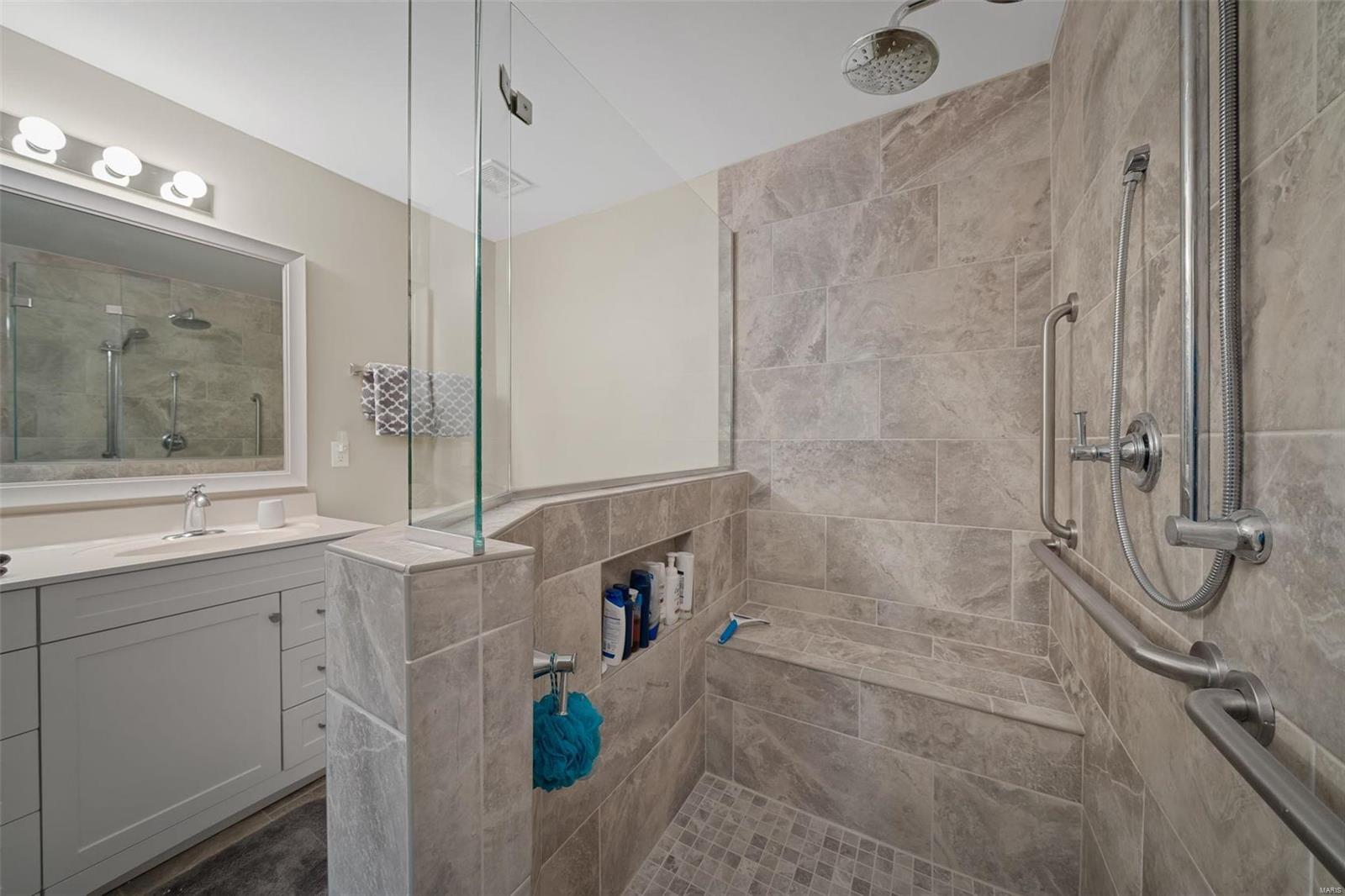 37 Sommer Circle Drive