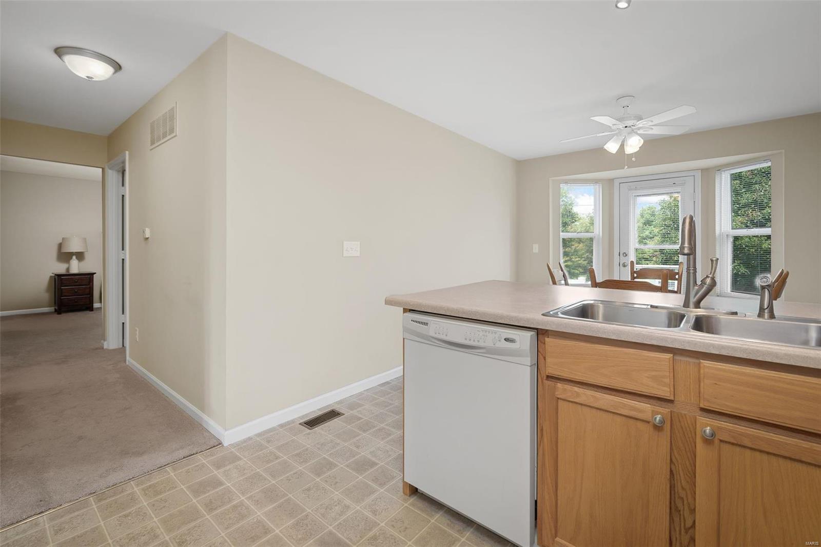 37 Sommer Circle Drive