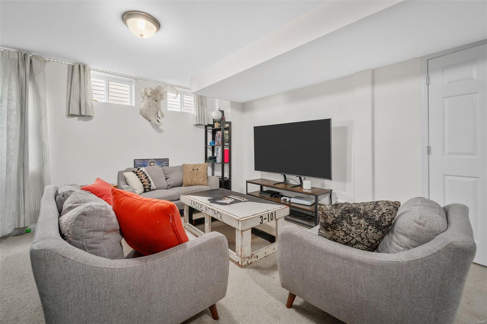 127 Countryshire Dr.