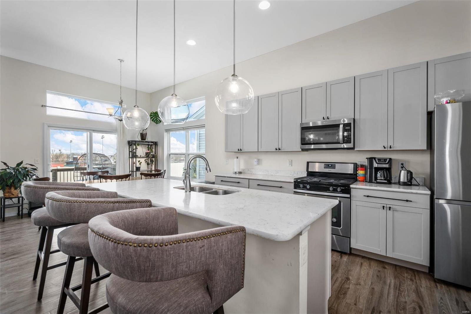 127 Countryshire Dr.