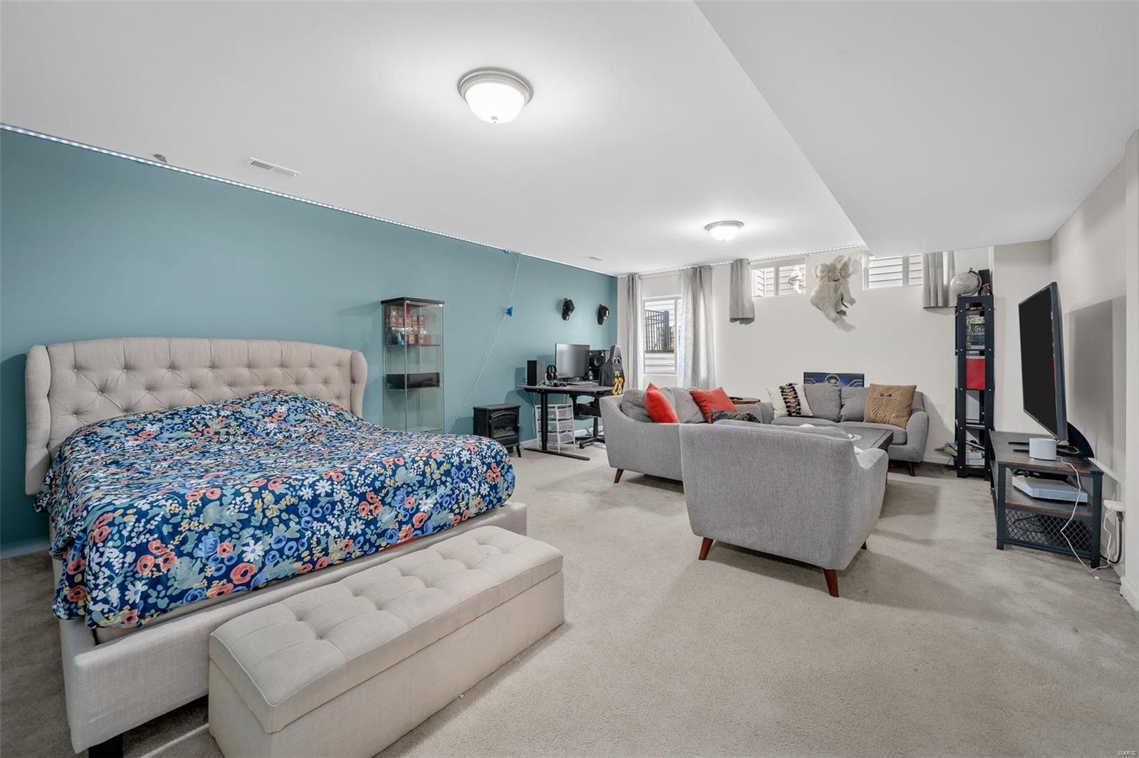 127 Countryshire Dr.