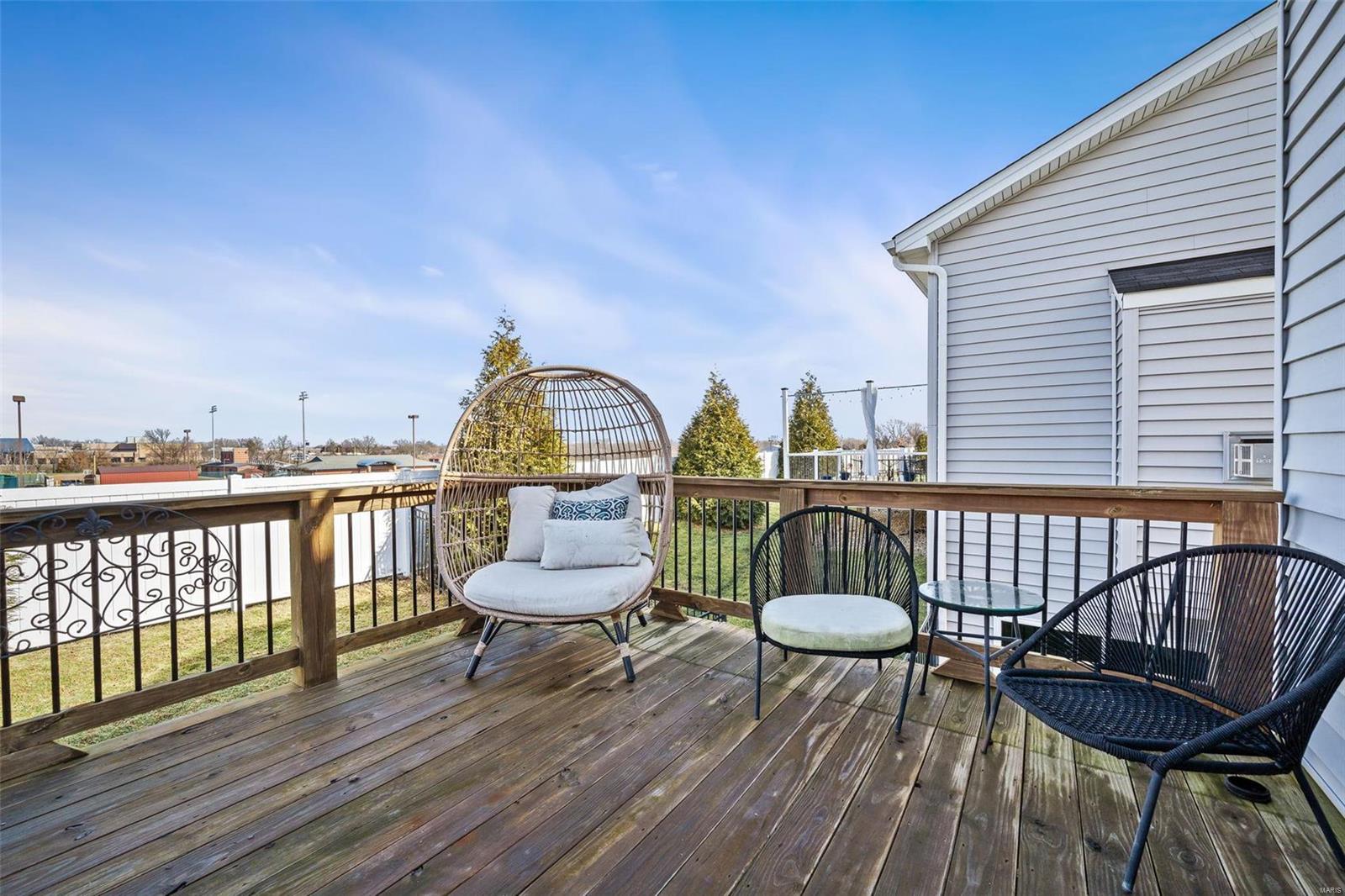 127 Countryshire Dr.