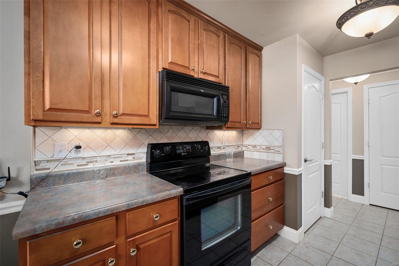 213 Park Ridge Dr Unit: 68A