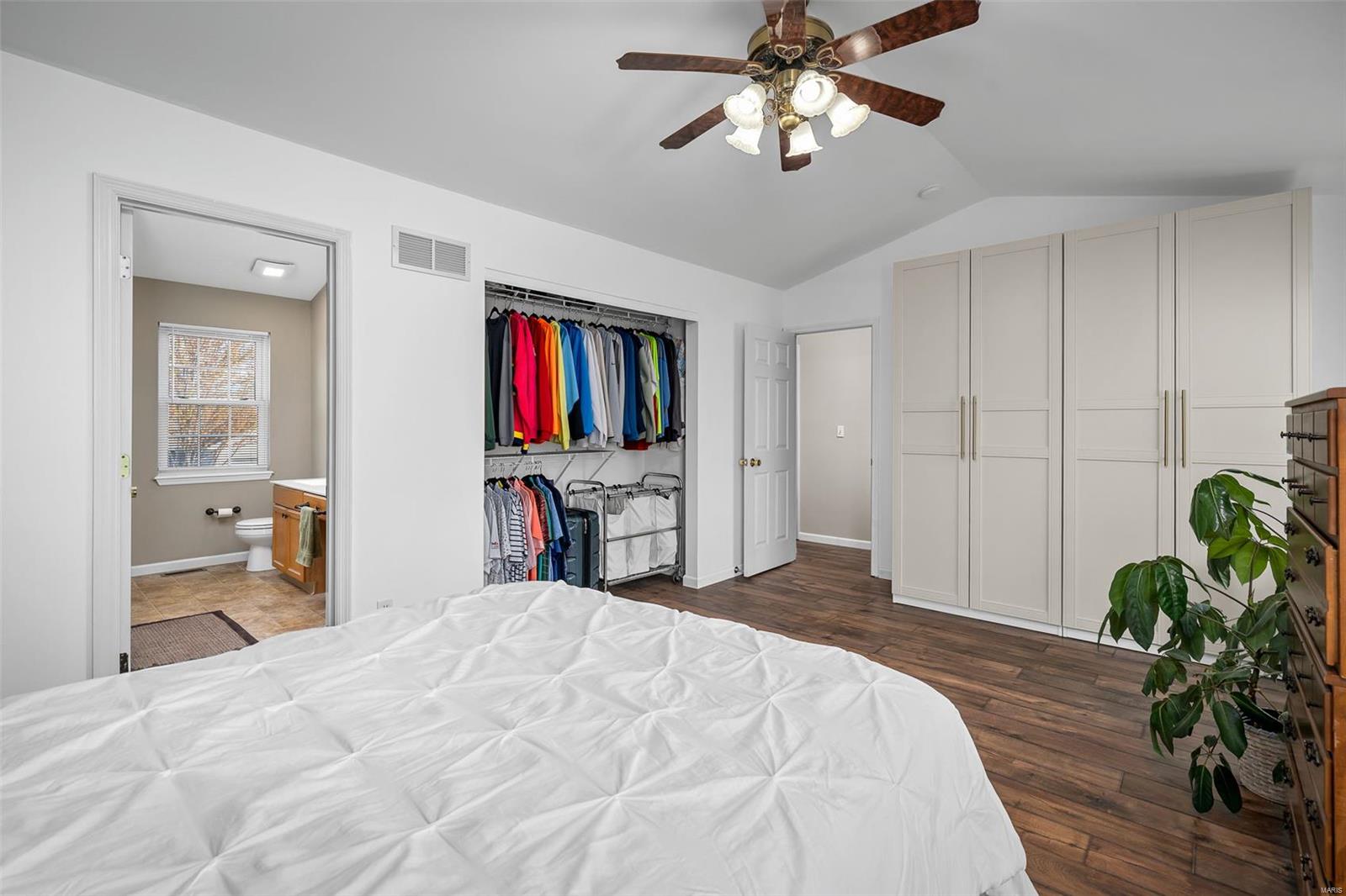 106 Wood Hollow Drive