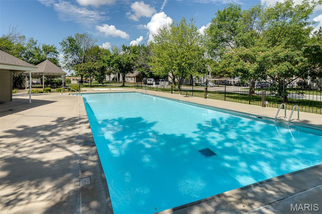 38 Sugar Grove Court Unit: 6