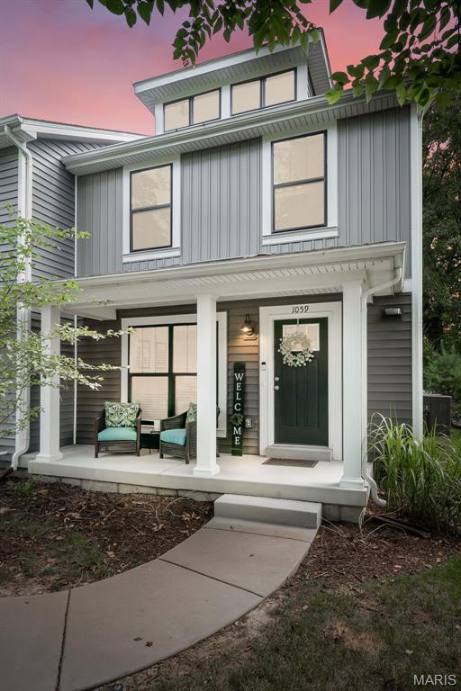 1059 Geyer Grove Unit: 10