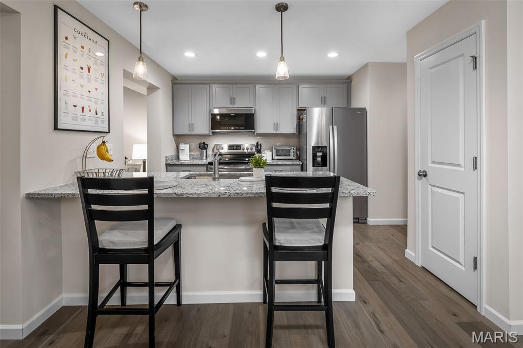 1059 Geyer Grove Unit: 10