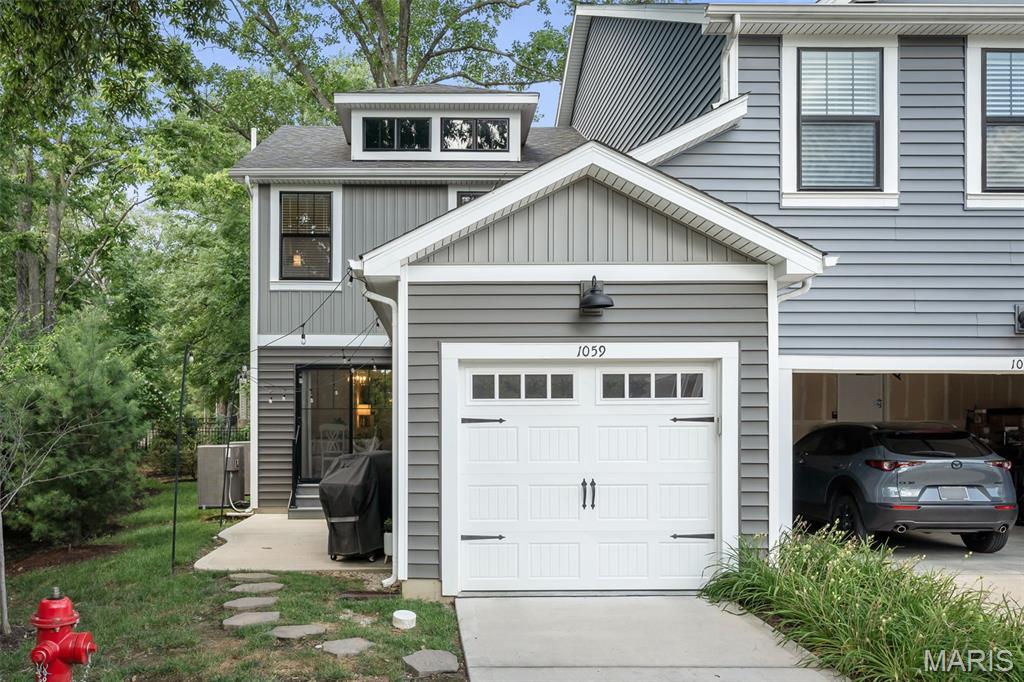 1059 Geyer Grove Unit: 10