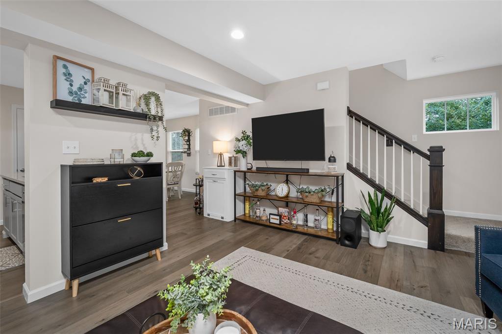 1059 Geyer Grove Unit: 10