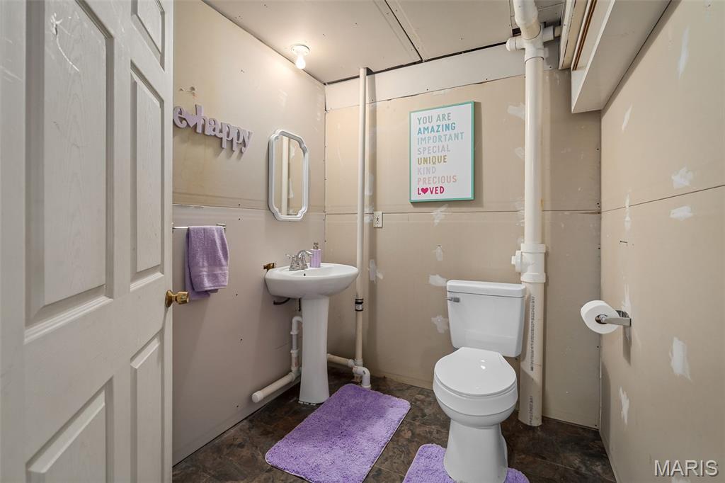 13 Feise Forest Court