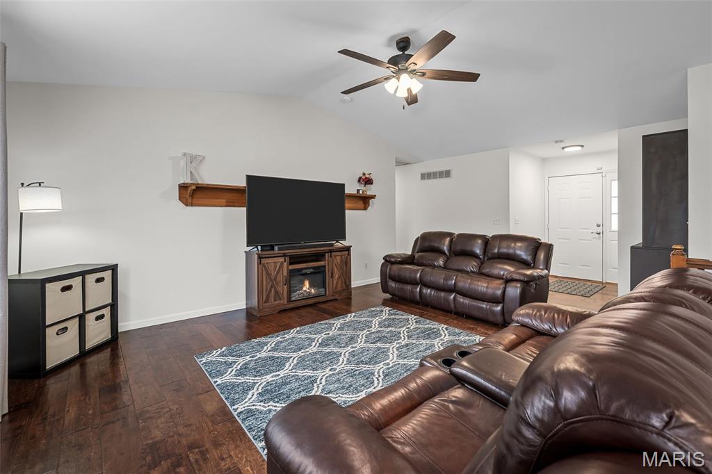 13 Feise Forest Court