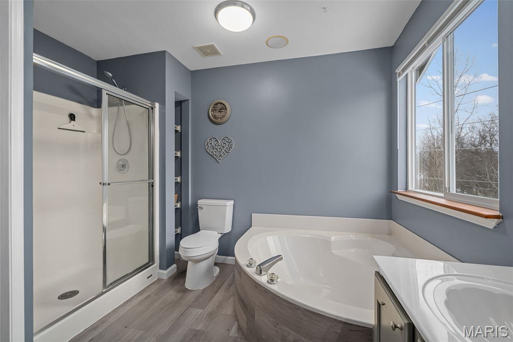 13 Feise Forest Court