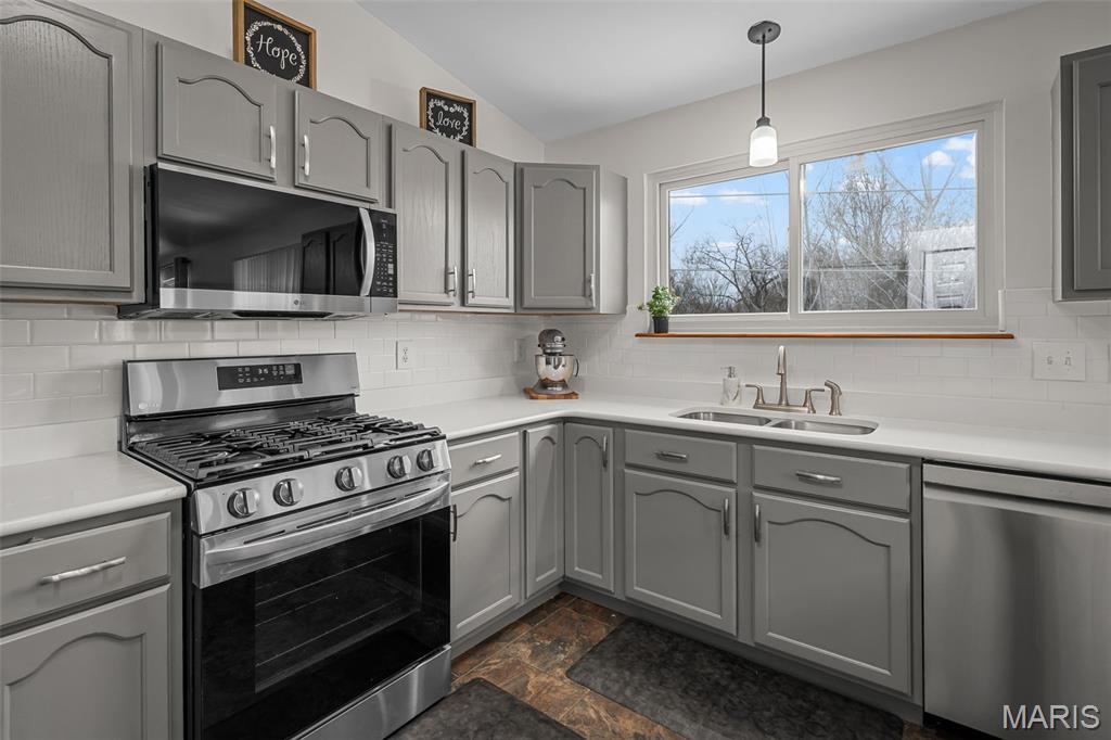 13 Feise Forest Court