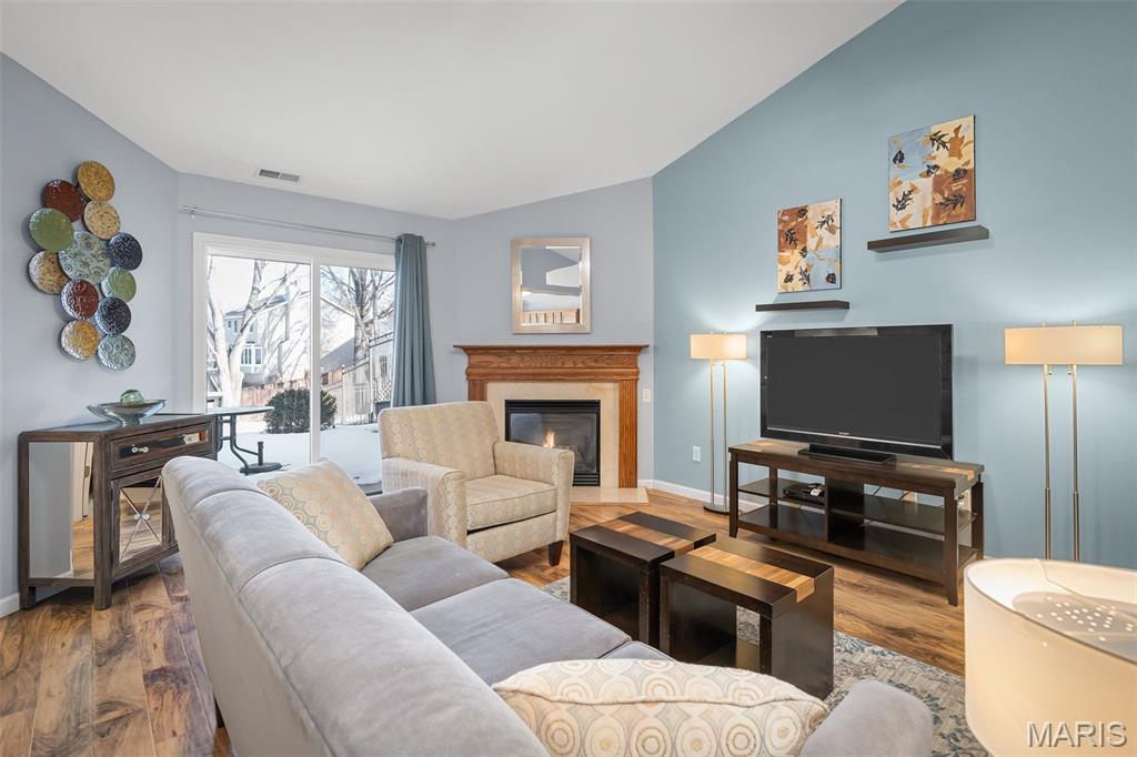 6 Quiet Meadow Court