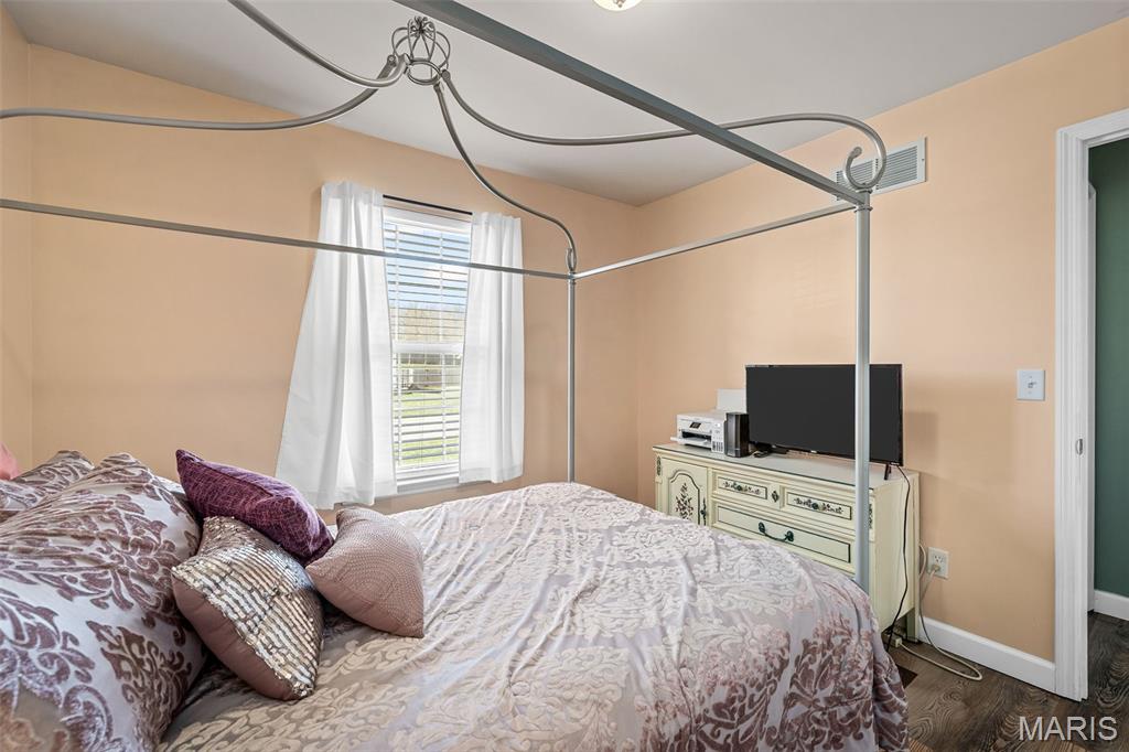 36 Hunters Pointe Drive