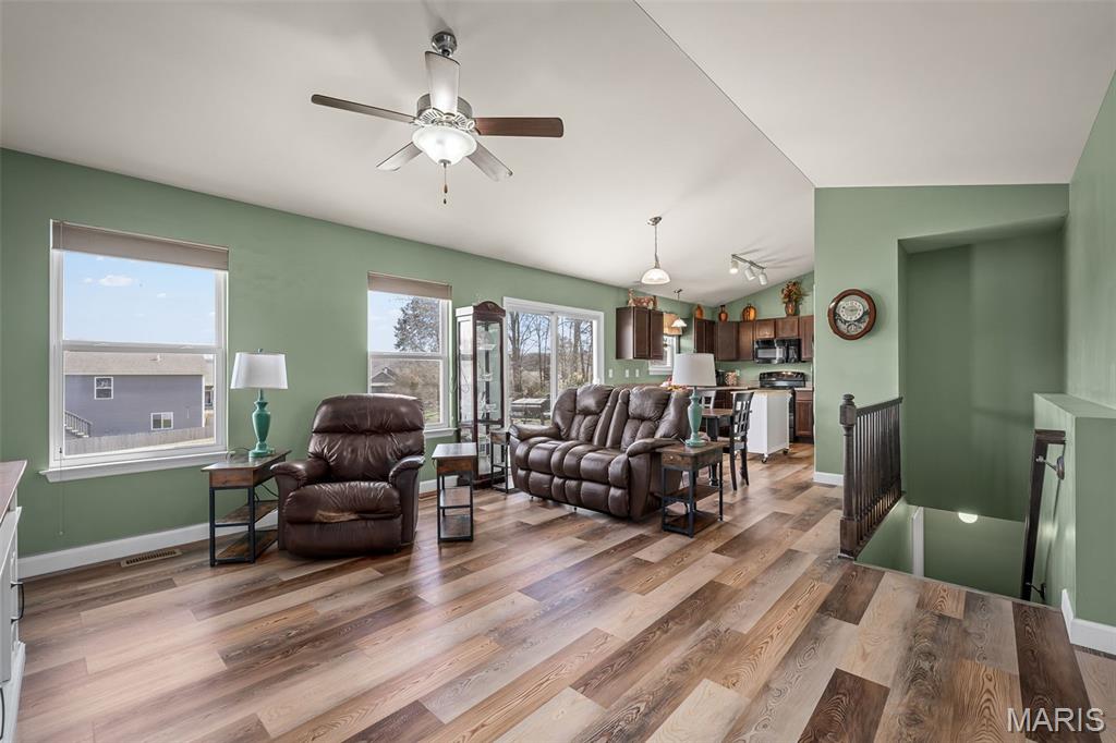 36 Hunters Pointe Drive