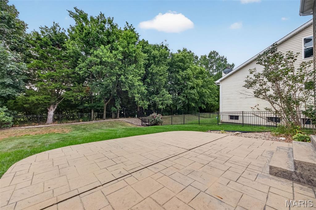 326 Country Trail Drive