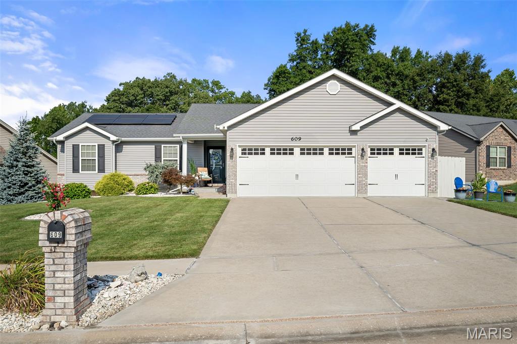 609 Courageous Lane