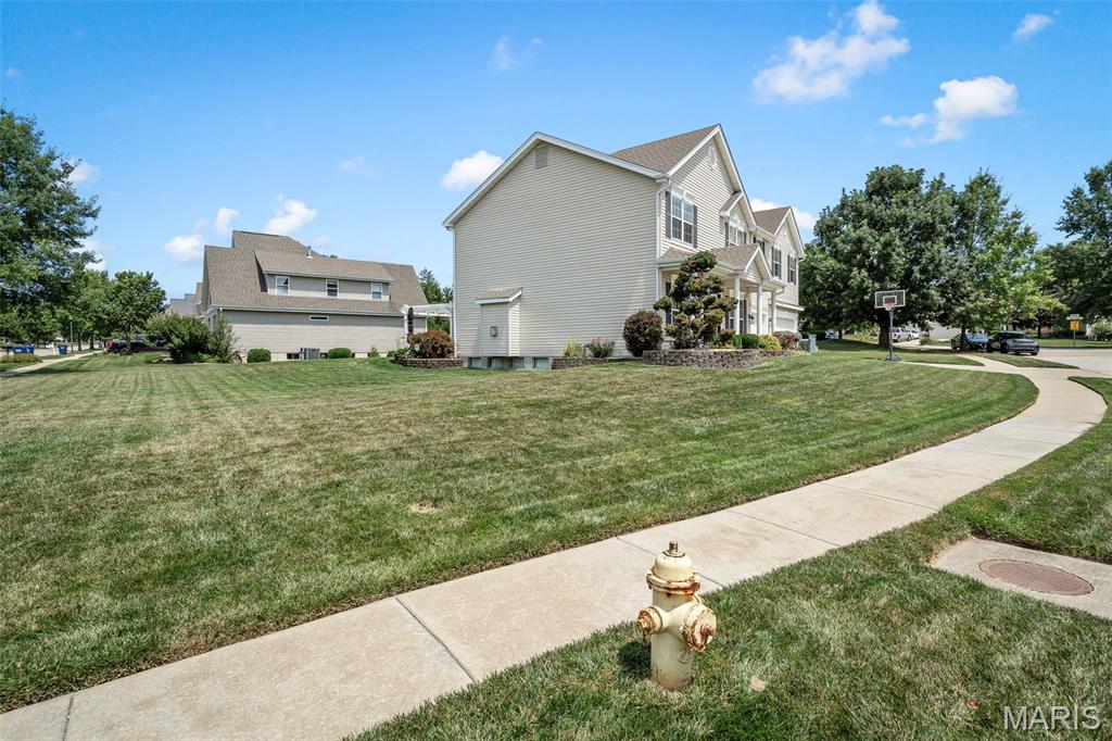 103 Mackintosh Lane