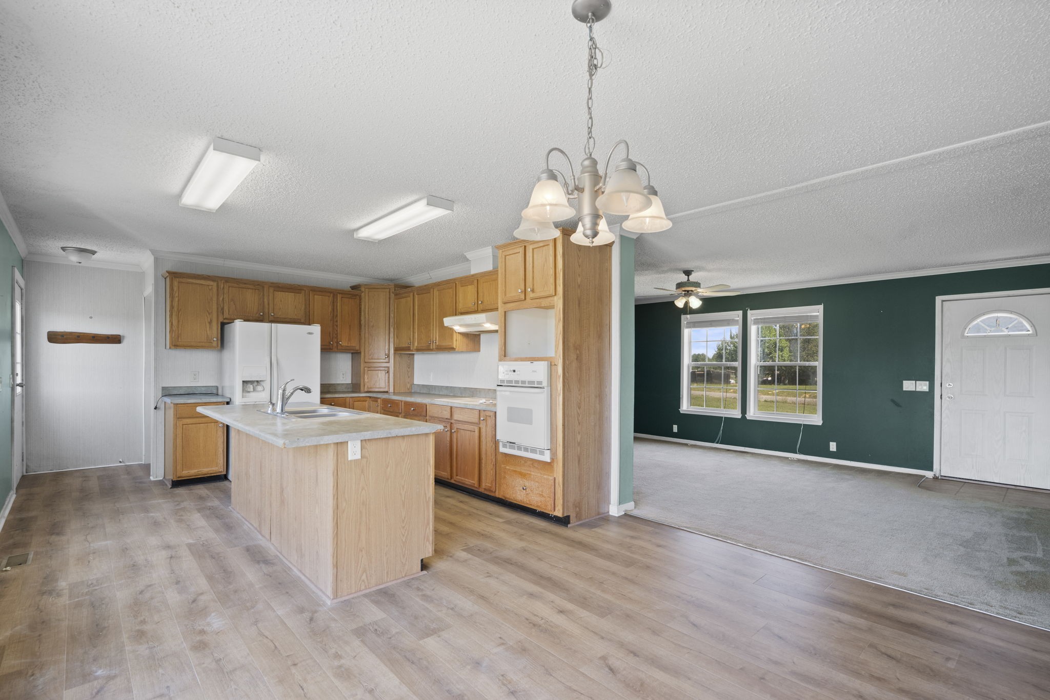 579 Cook Rd