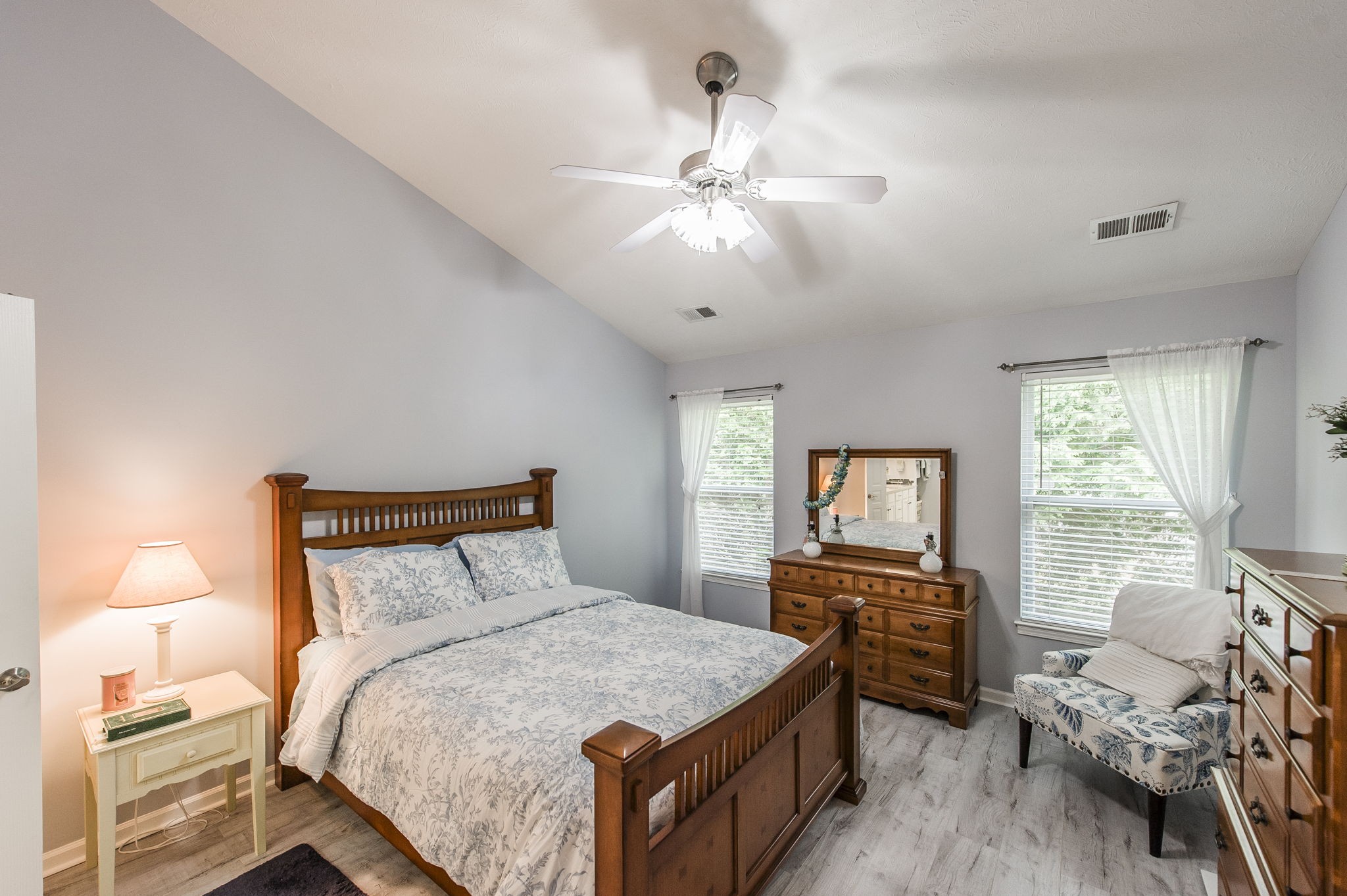 395 Devon Chase Hl Unit: 2803