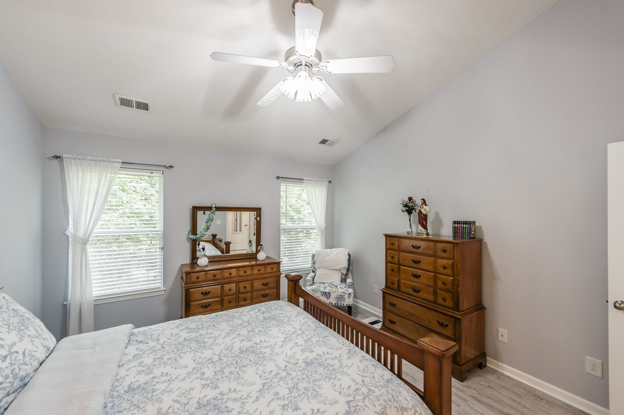 395 Devon Chase Hl Unit: 2803
