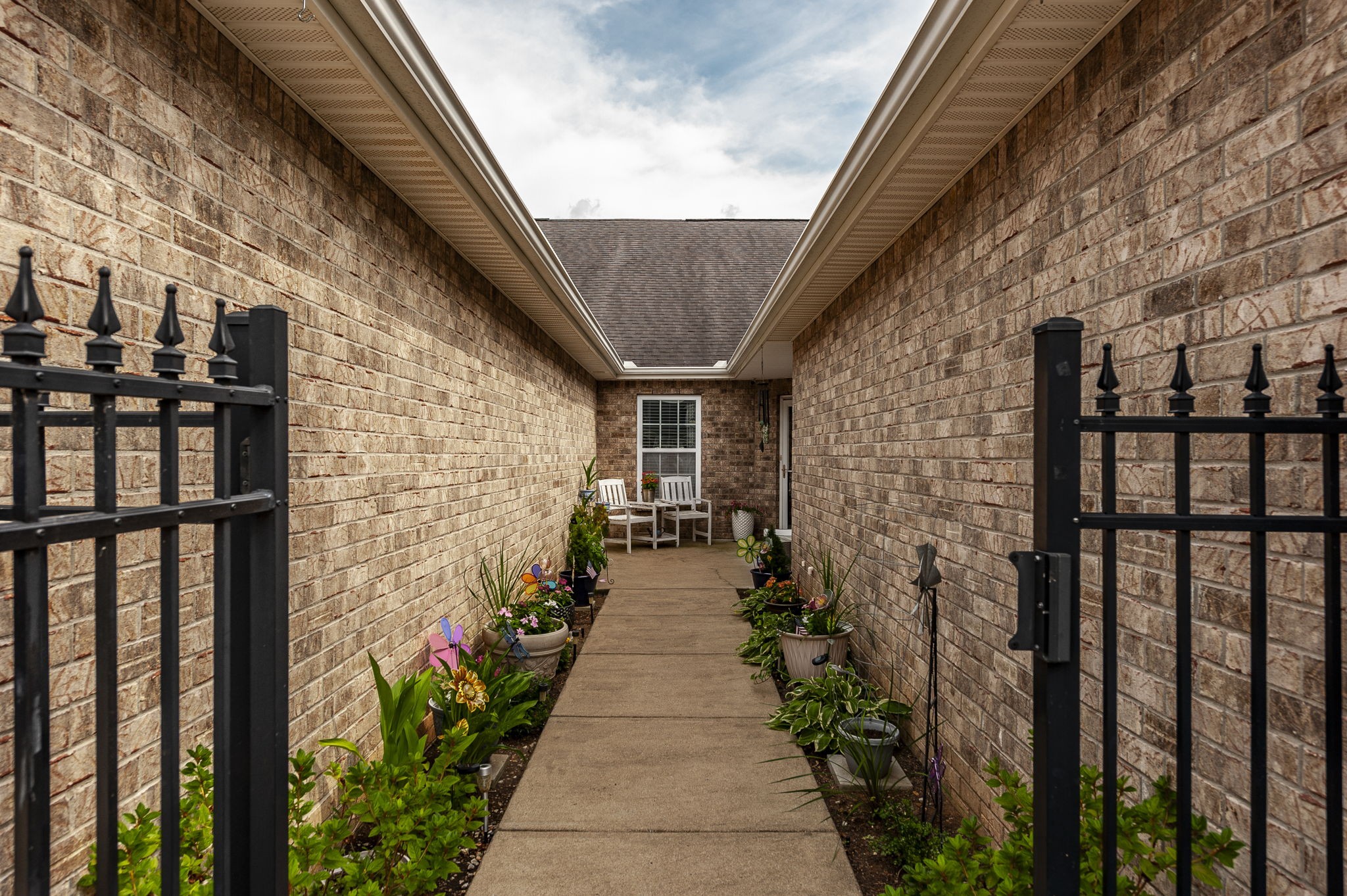 395 Devon Chase Hl Unit: 2803