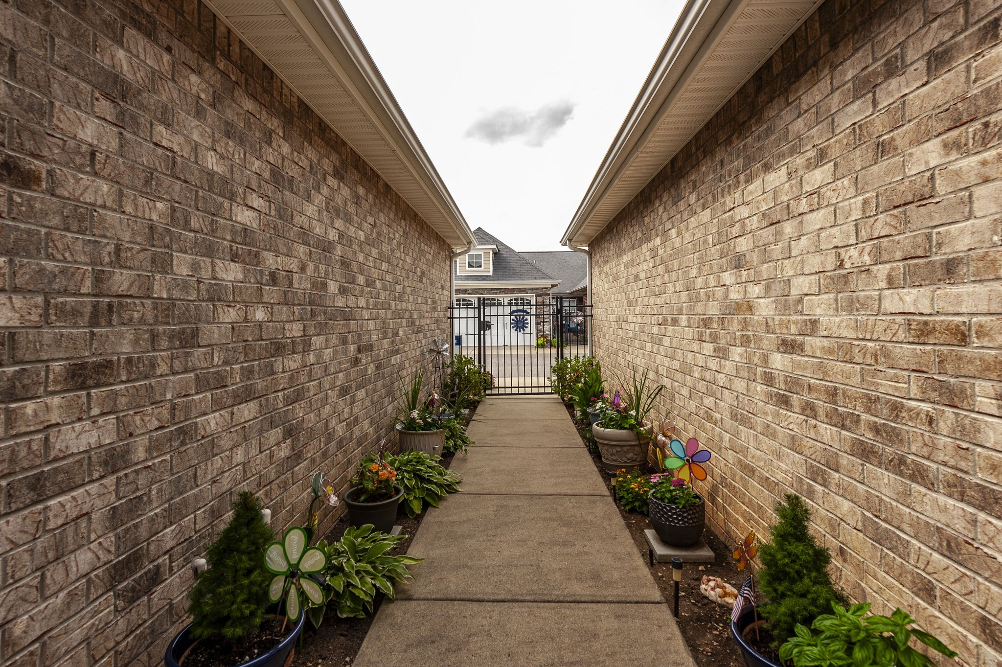 395 Devon Chase Hl Unit: 2803