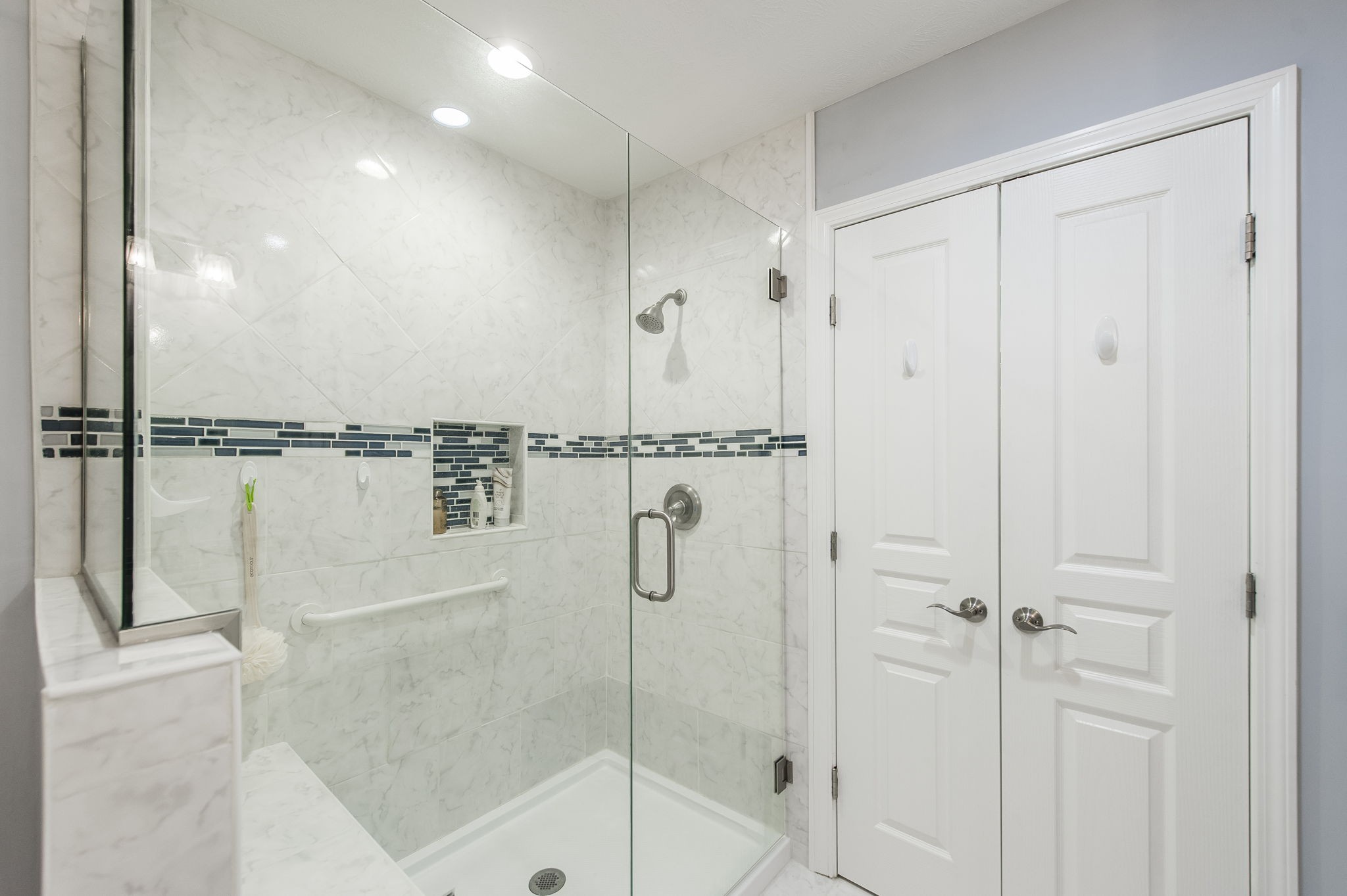 395 Devon Chase Hl Unit: 2803