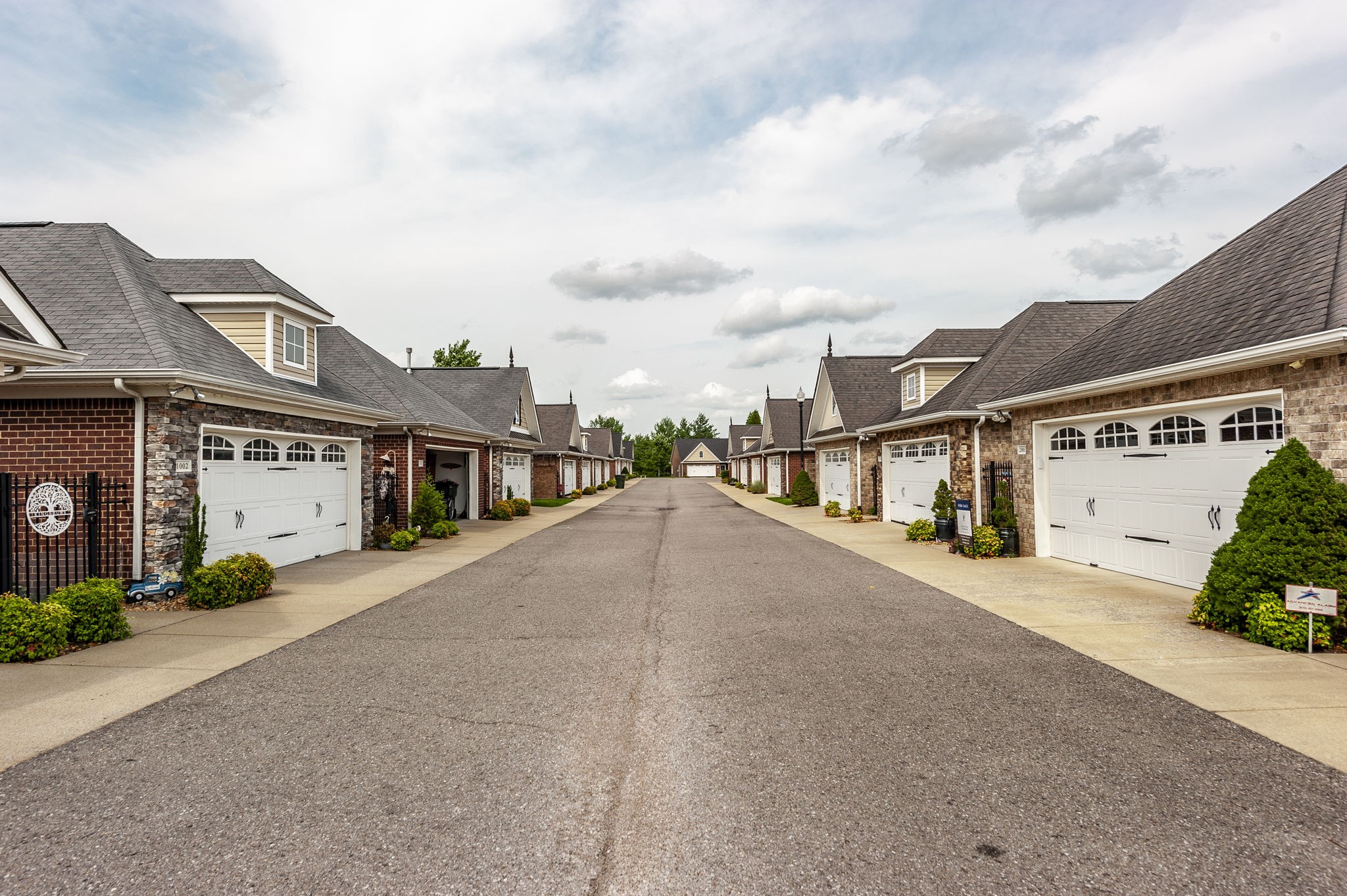 395 Devon Chase Hl Unit: 2803