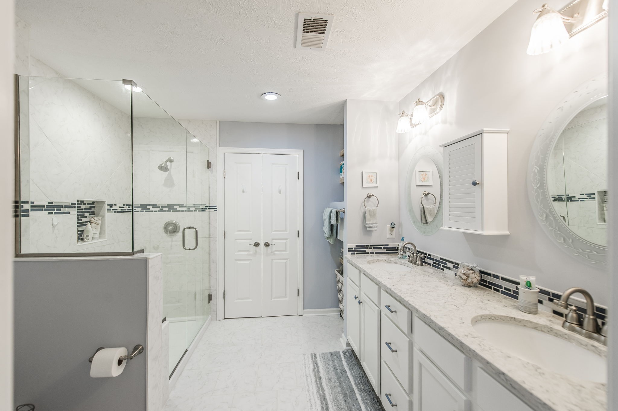 395 Devon Chase Hl Unit: 2803