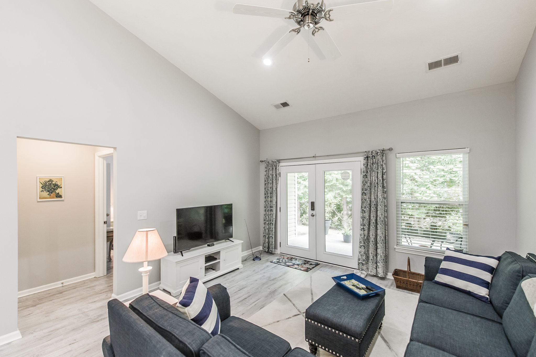 395 Devon Chase Hl Unit: 2803