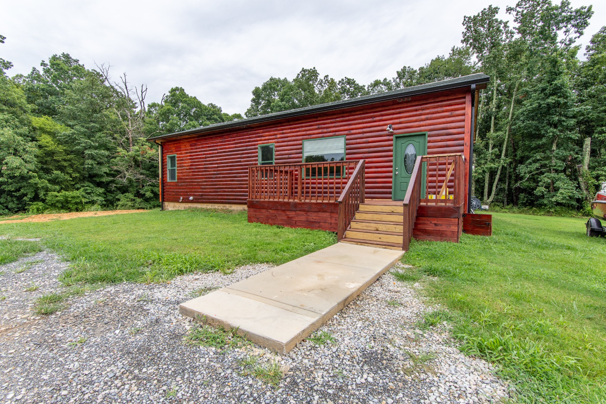 734 Hughes Farm Rd