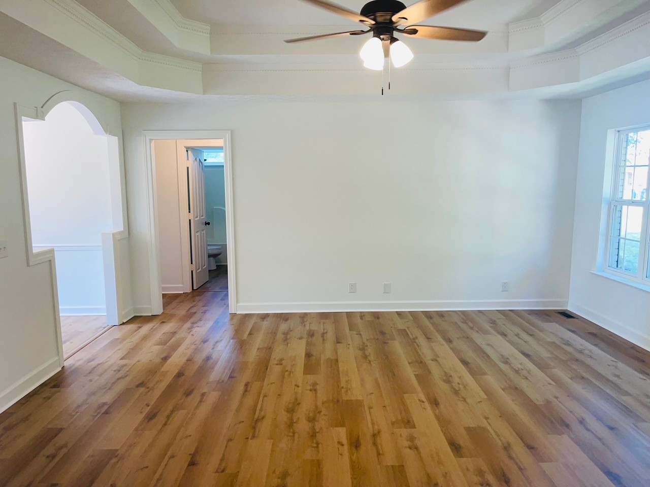 1401 Andrea Ln