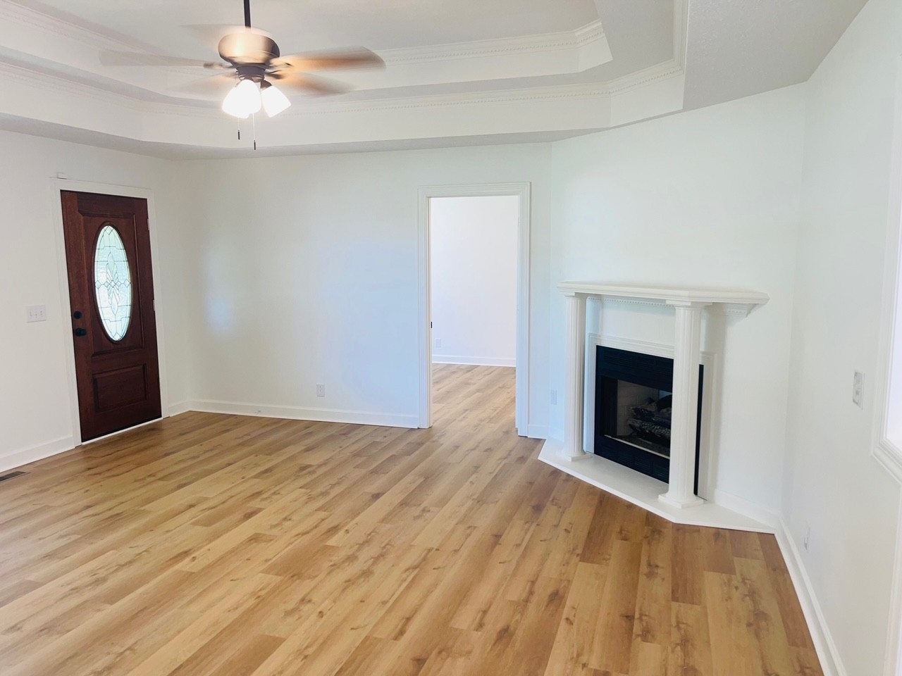 1401 Andrea Ln