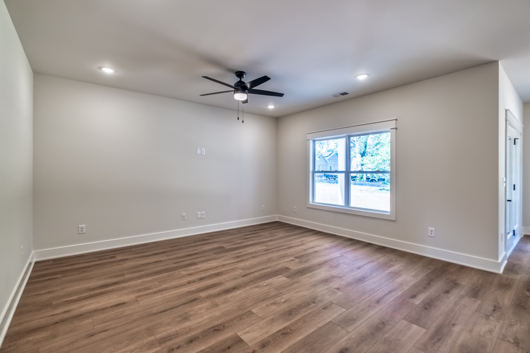809 Parkside Blvd