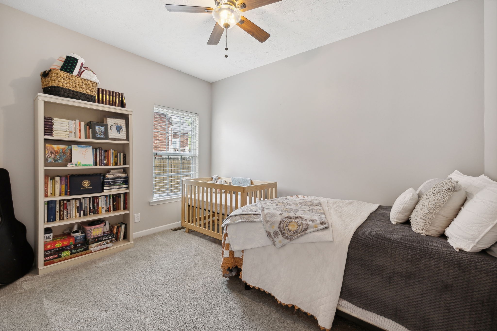 312 Lone Oak Dr