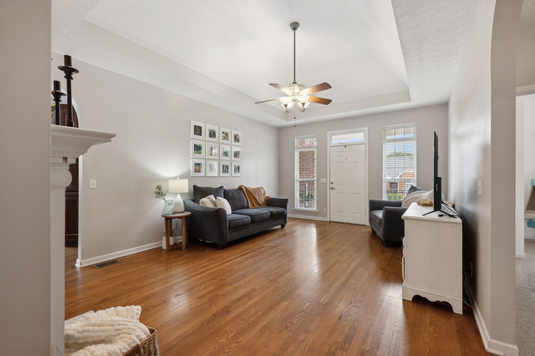 312 Lone Oak Dr