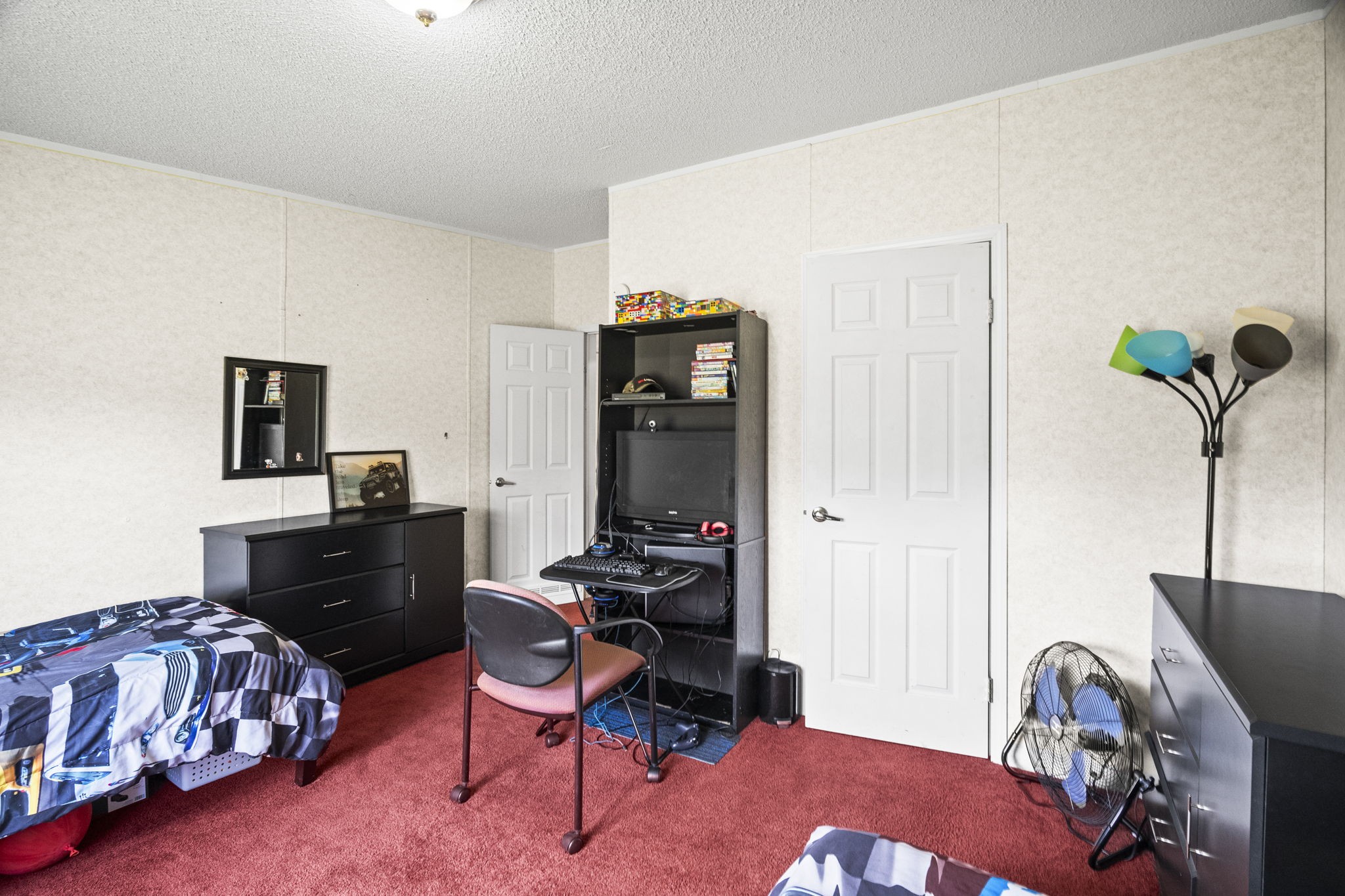 134 E Biggs Rd
